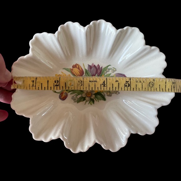 Vintage Fondeville Ambassador Ware Dessert Bowl, Candy/Trinket Dish, Set of 3. - Picture 2 of 15